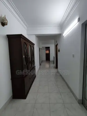 4bdrm Apartment in Bti, Gulshan for sale