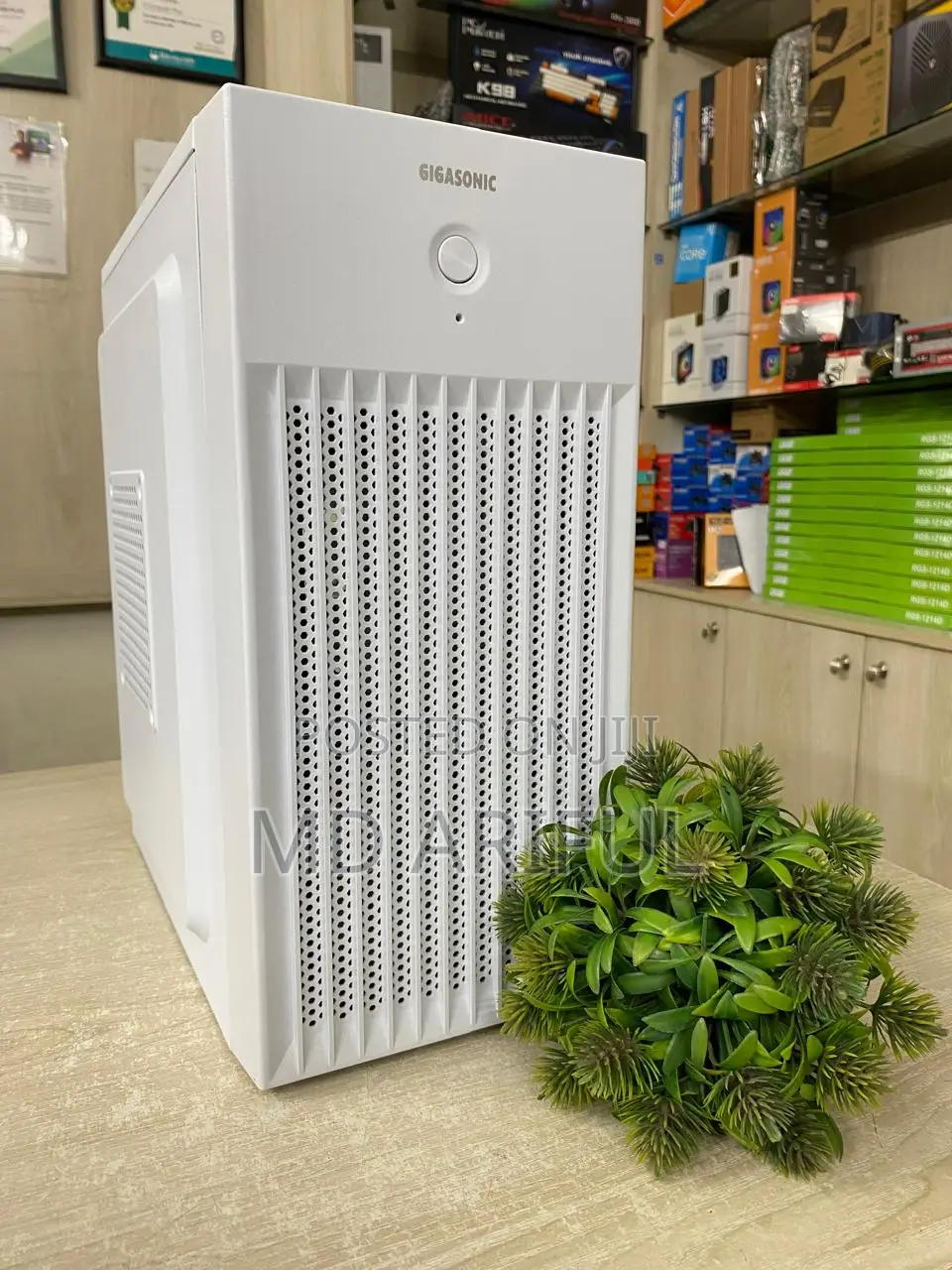 New Pc Intel Core I5 7th Gen)_ram 8gb_graphic 4gb_asus-H*110