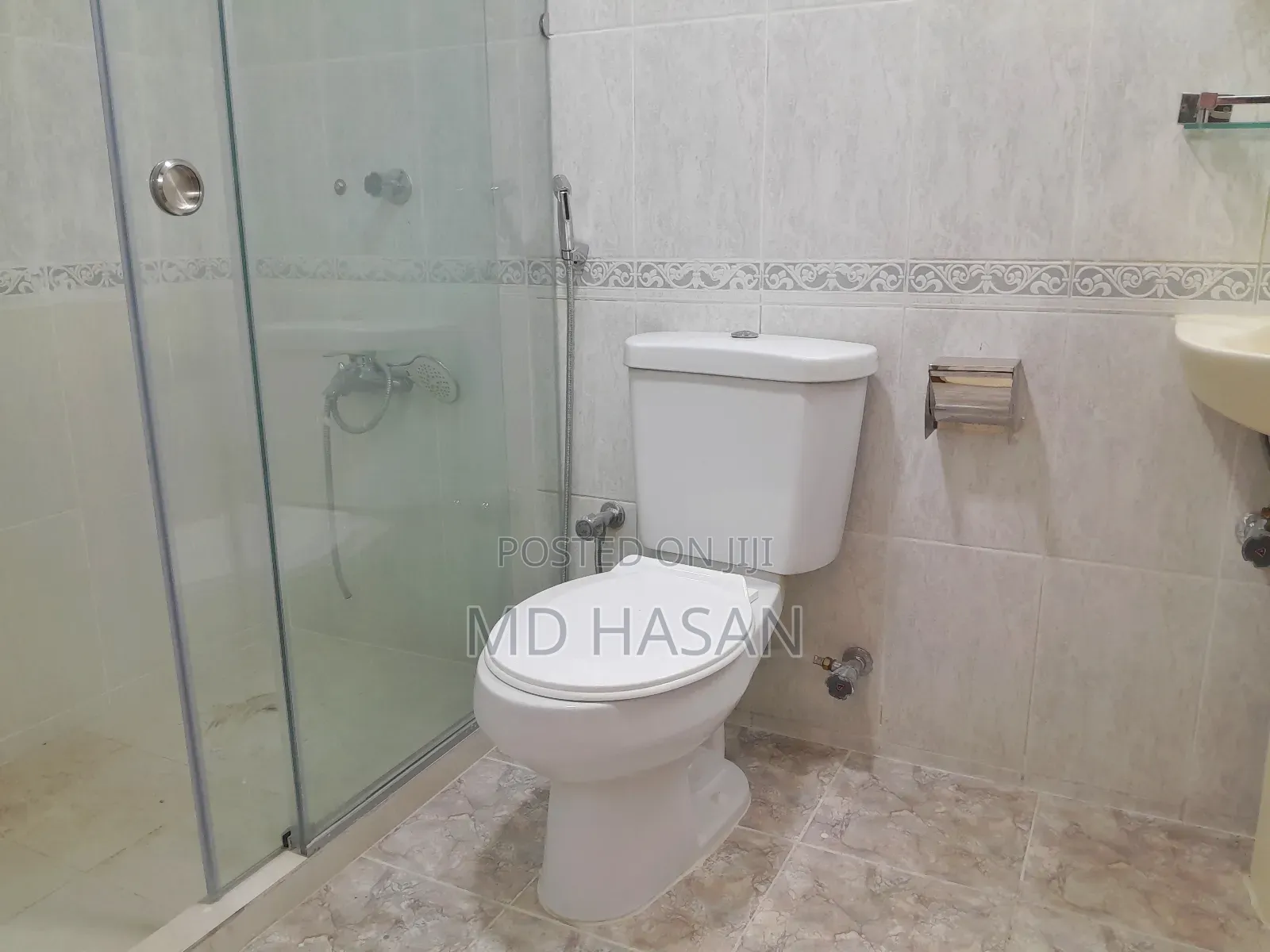 3bdrm Apartment in Semi Furnished for rent