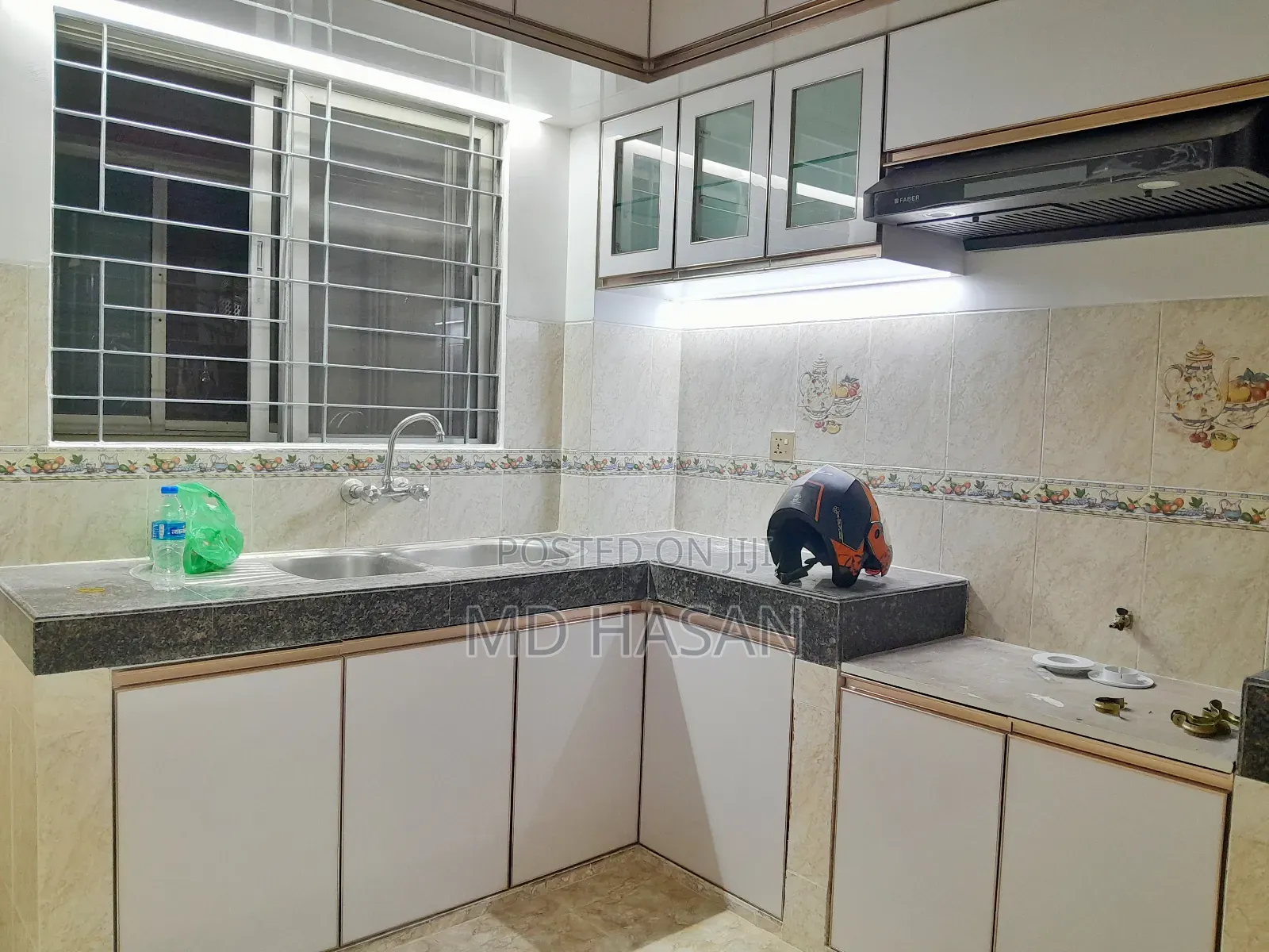 3bdrm Apartment in Semi Furnished for rent
