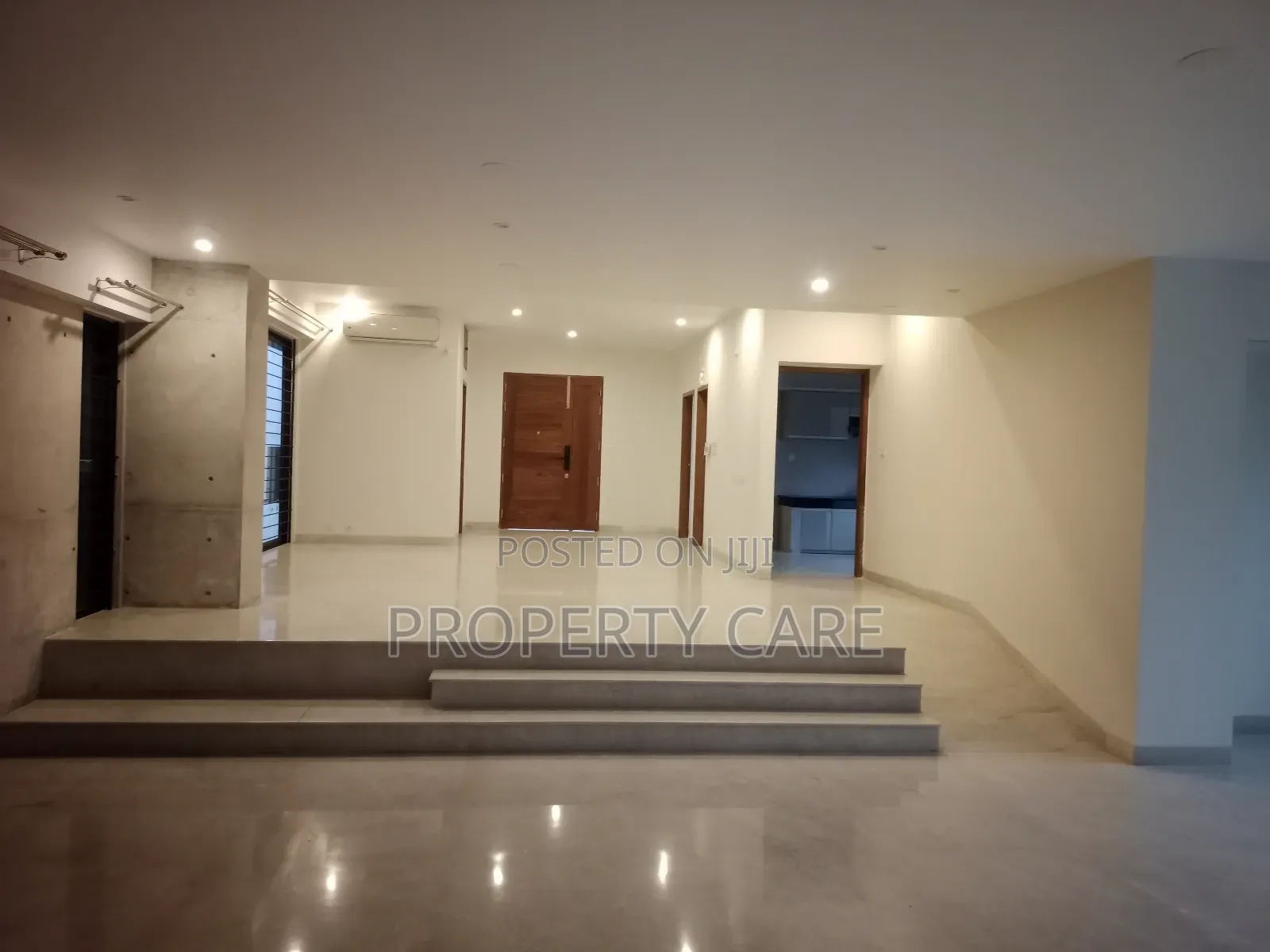 4bdrm Apartment in Gulshan for rent