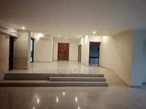 4bdrm Apartment in Gulshan for rent