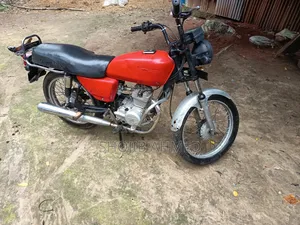Bajaj Boxer 2010 Red