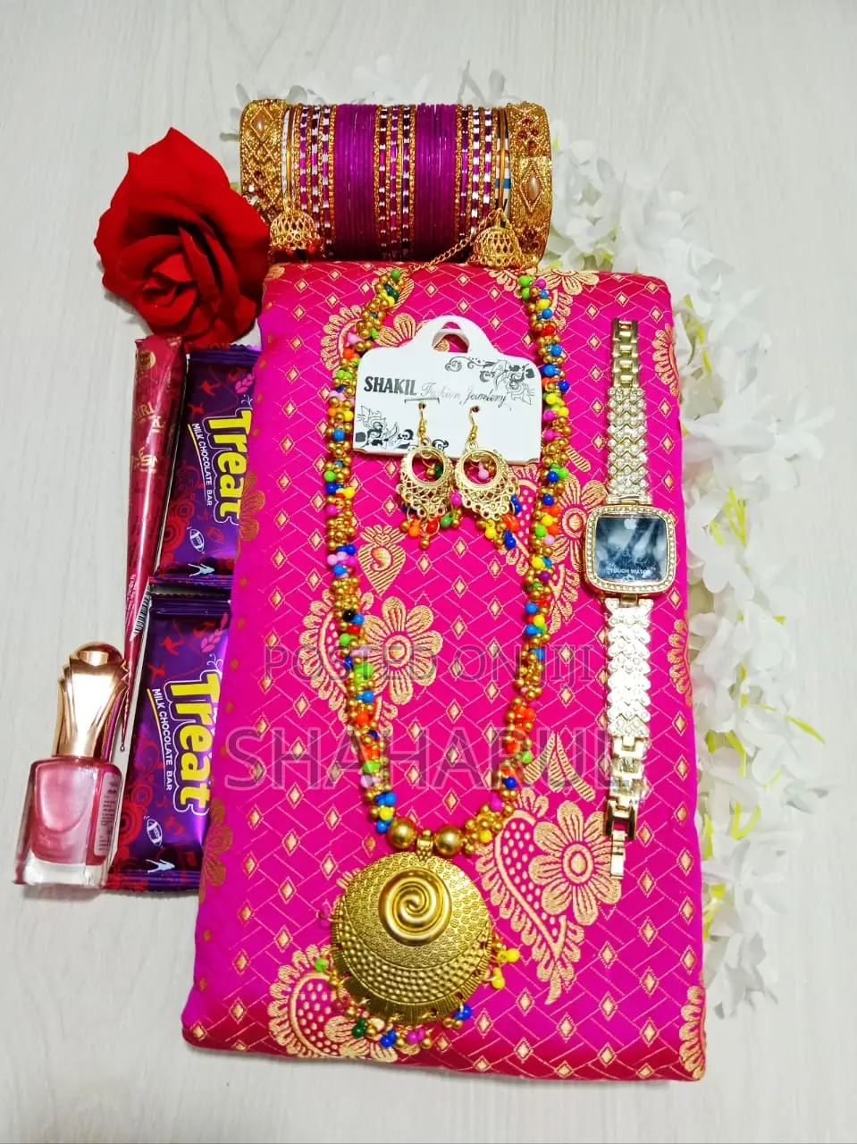 Attractive Tataer Sari Gift Combo Set 14037