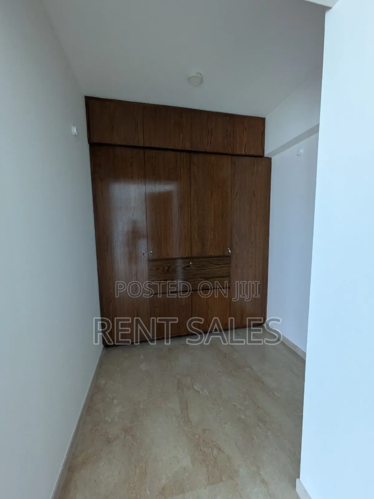 4bdrm Apartment in Gulshan for rent