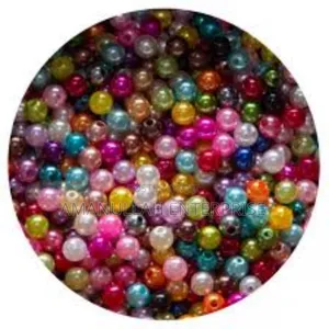 Photo - Mixed-Color Faux Pearl Beads, Commonly Used for Various Crafting.