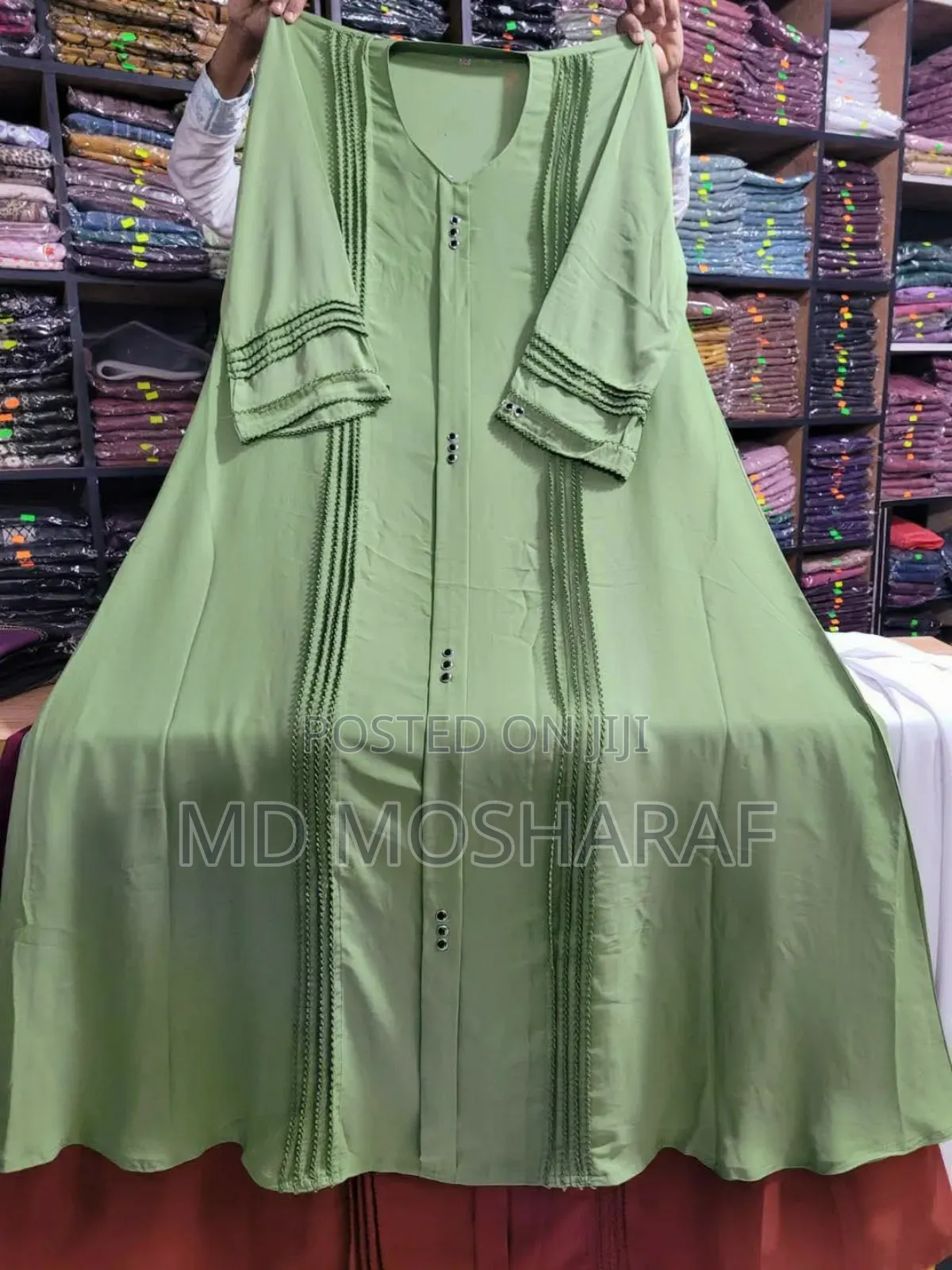 Student Budget Dubai Cherry Borka