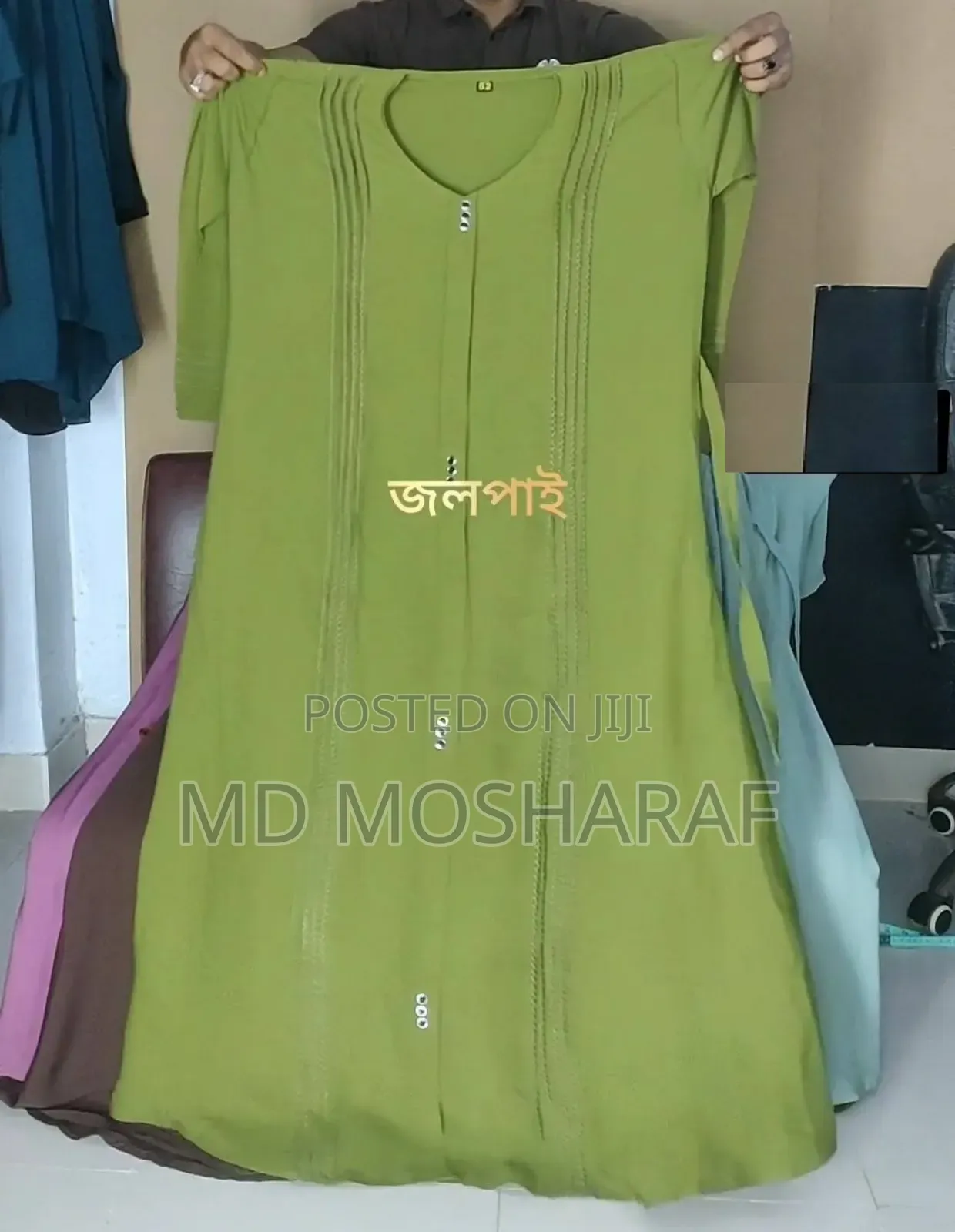 Student Budget Dubai Cherry Borka