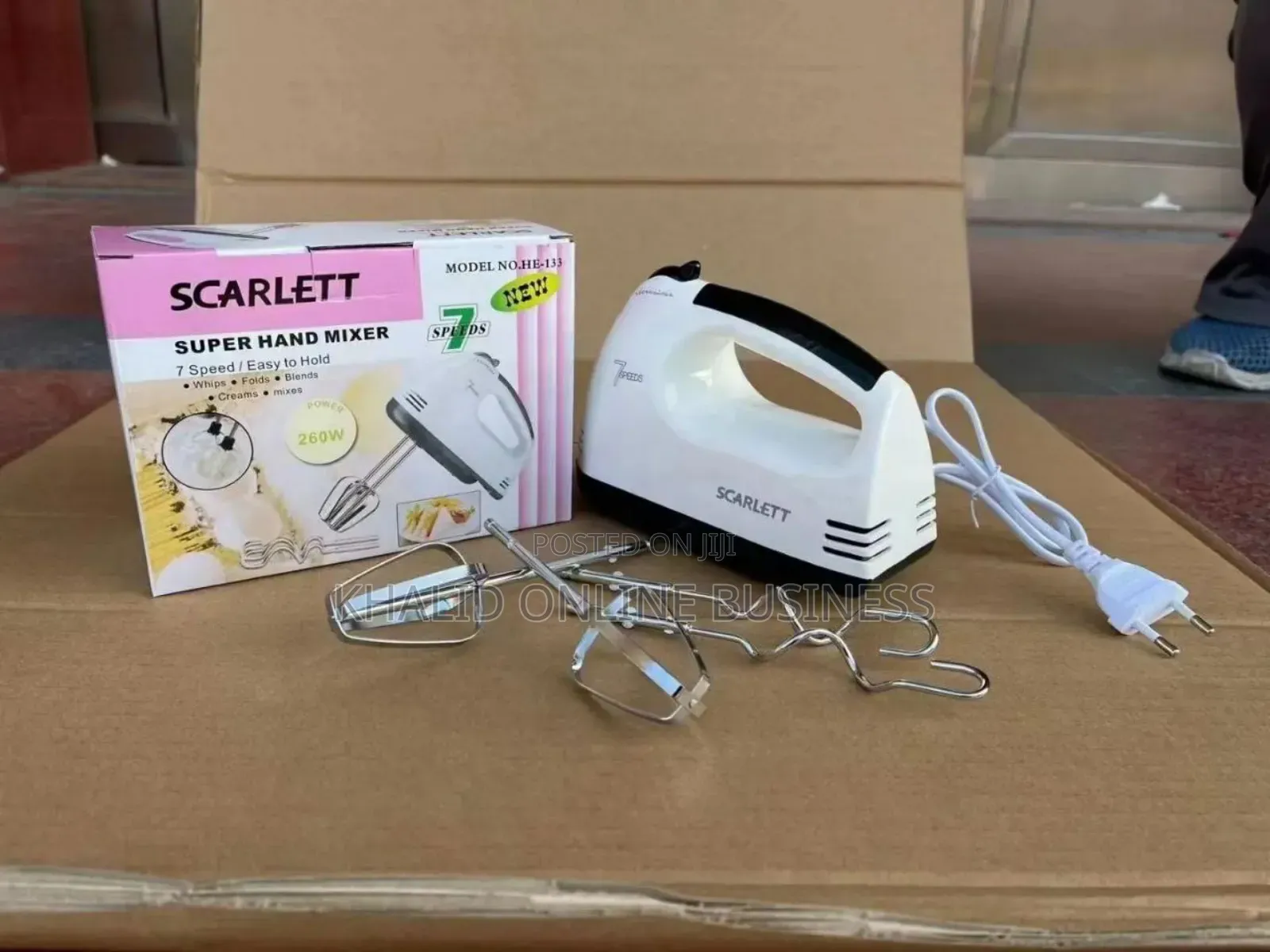 Scarlett 7 Speed Electric Mixer