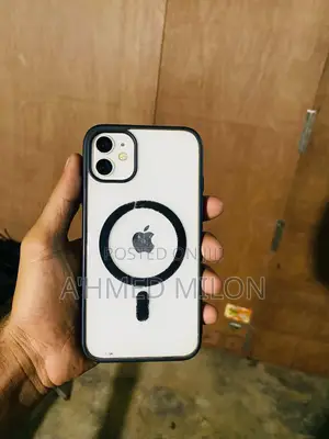 Photo - Apple iPhone 11 128 GB White