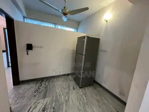 3bdrm Apartment in Semi Furnished for rent
