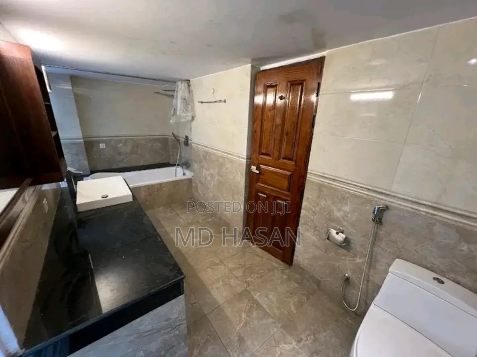 3bdrm Apartment in Semi Furnished for rent