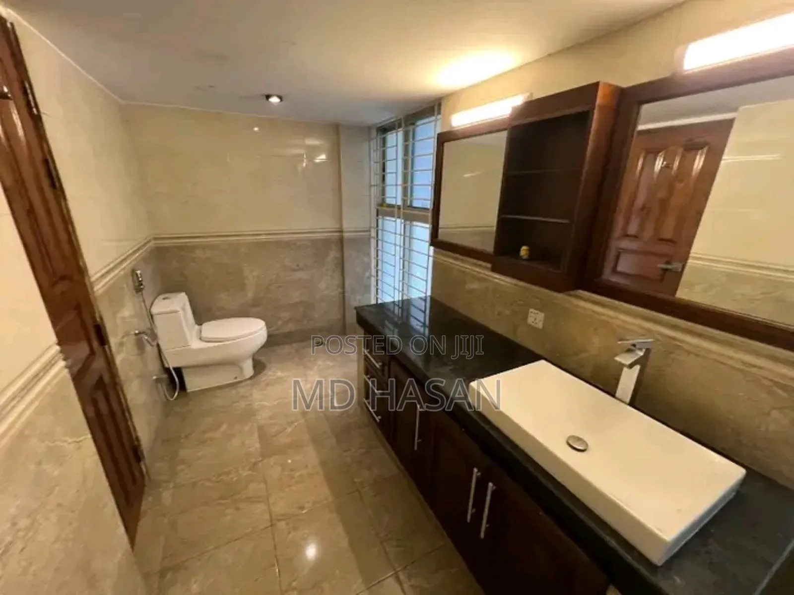 3bdrm Apartment in Semi Furnished for rent