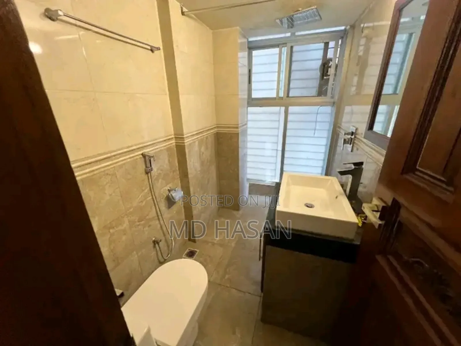 3bdrm Apartment in Semi Furnished for rent