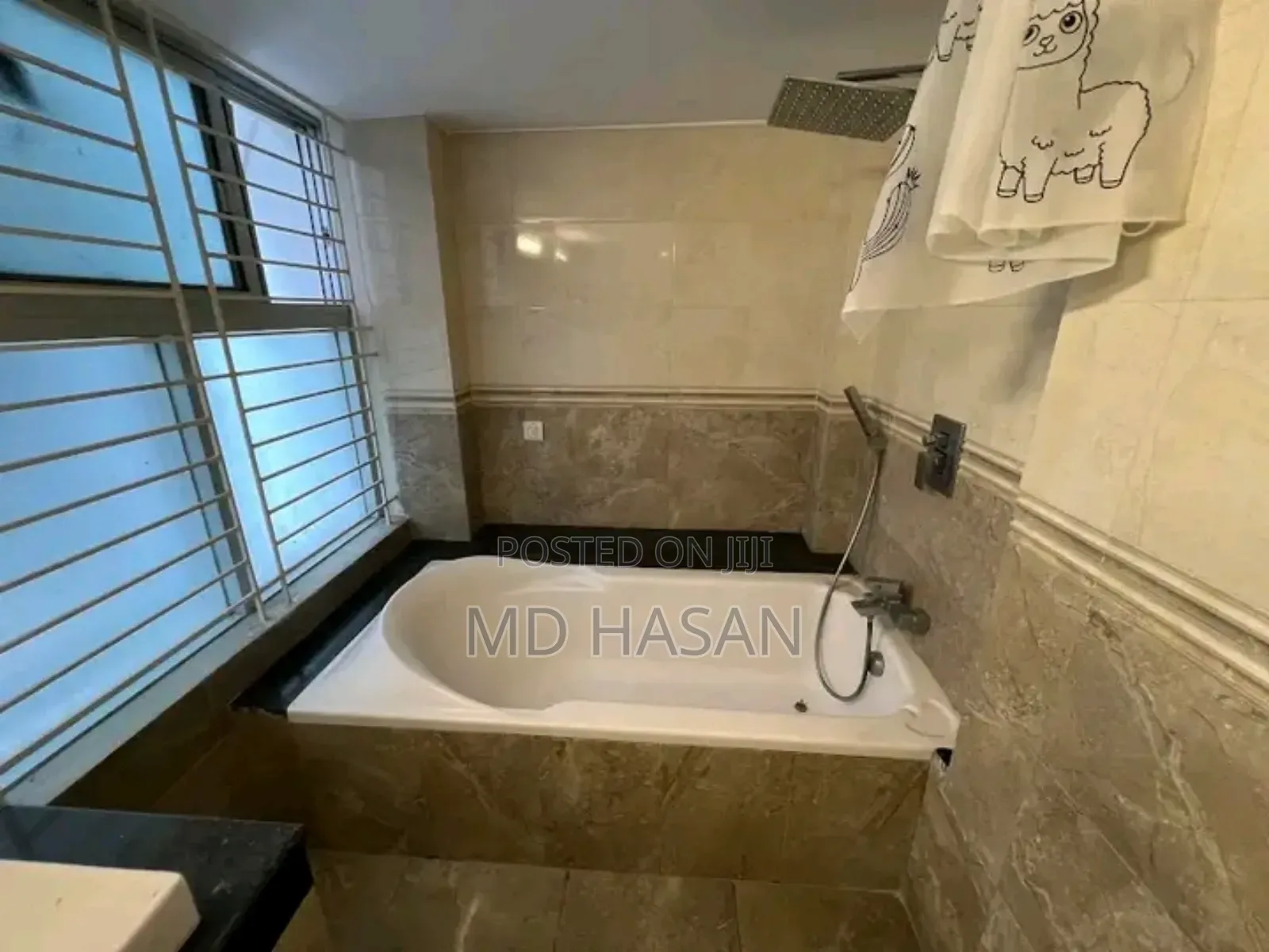 3bdrm Apartment in Semi Furnished for rent