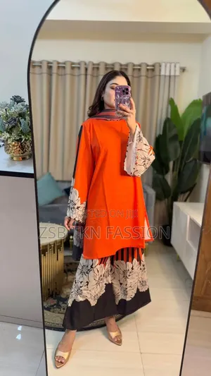 Photo - Digital Print Three Piece Jj Hh Gg Dd