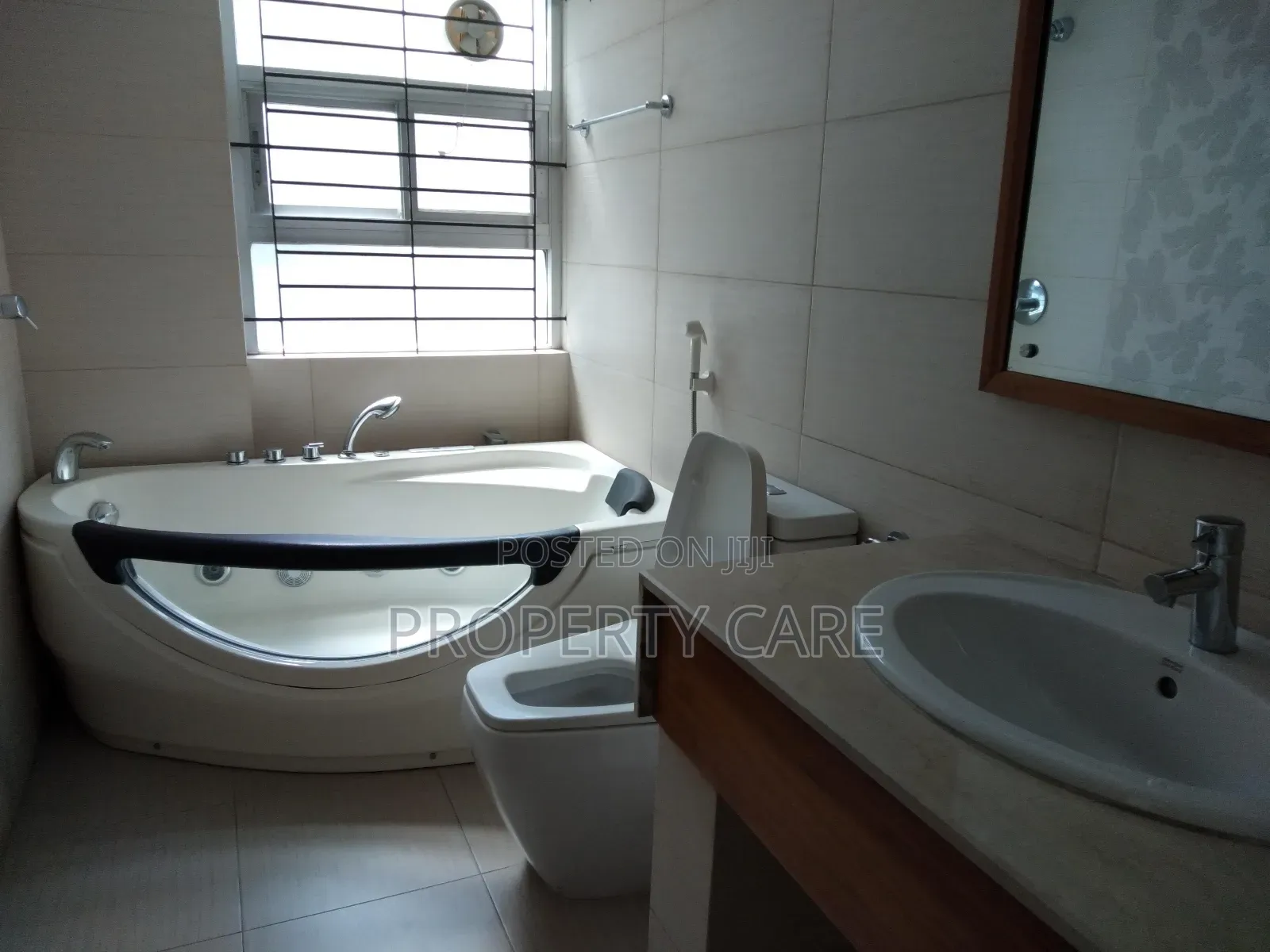 3bdrm Apartment in Gulshan for rent