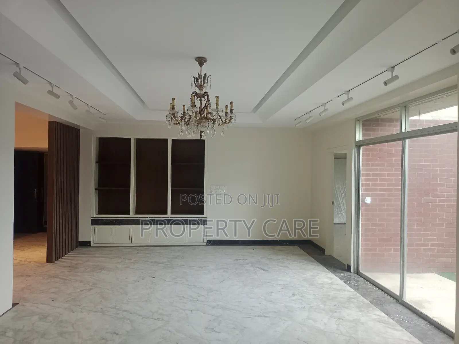 5bdrm Apartment in Gulshan for rent