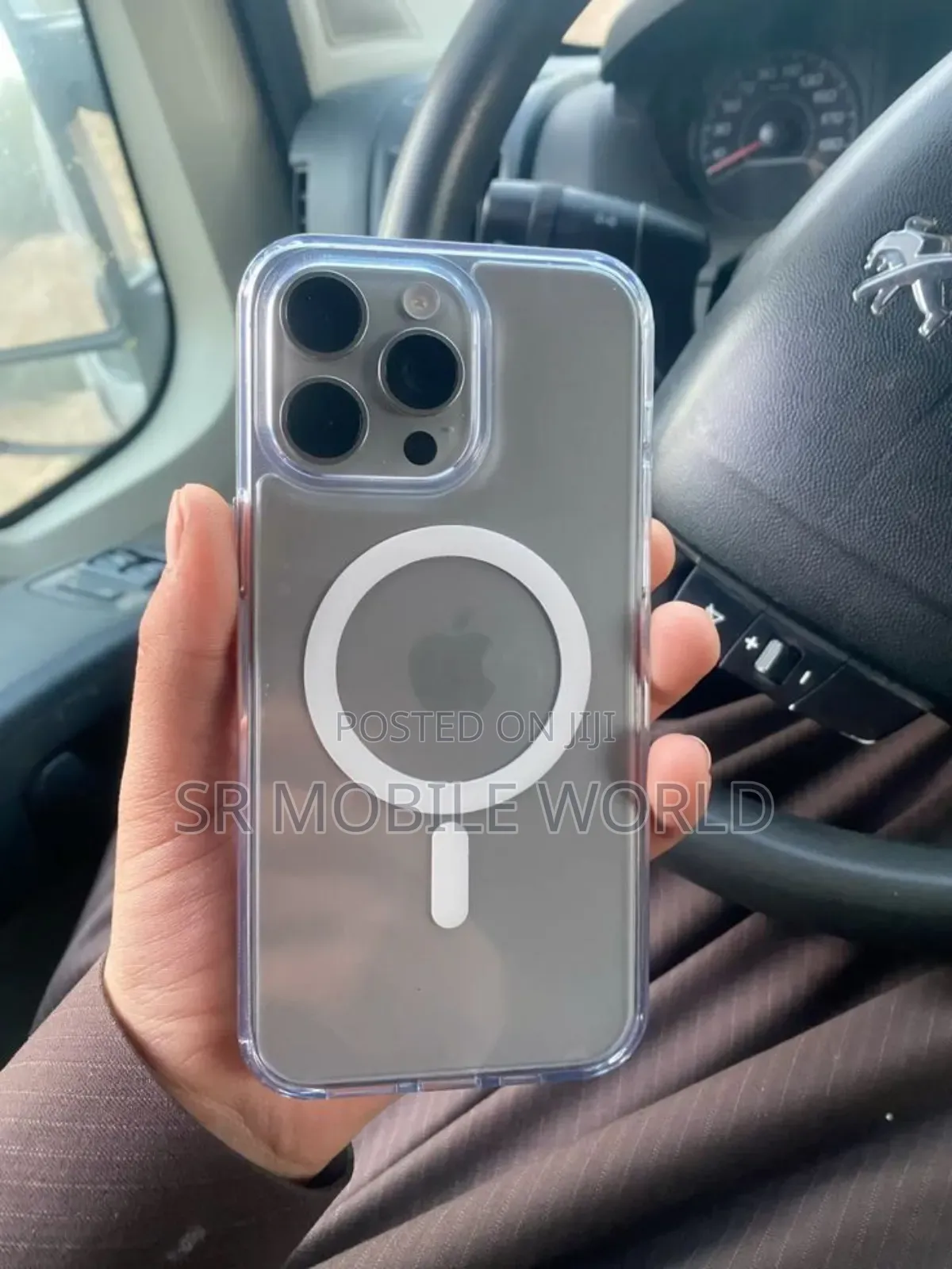 New Apple iPhone 16 Pro Max 256 GB Silver