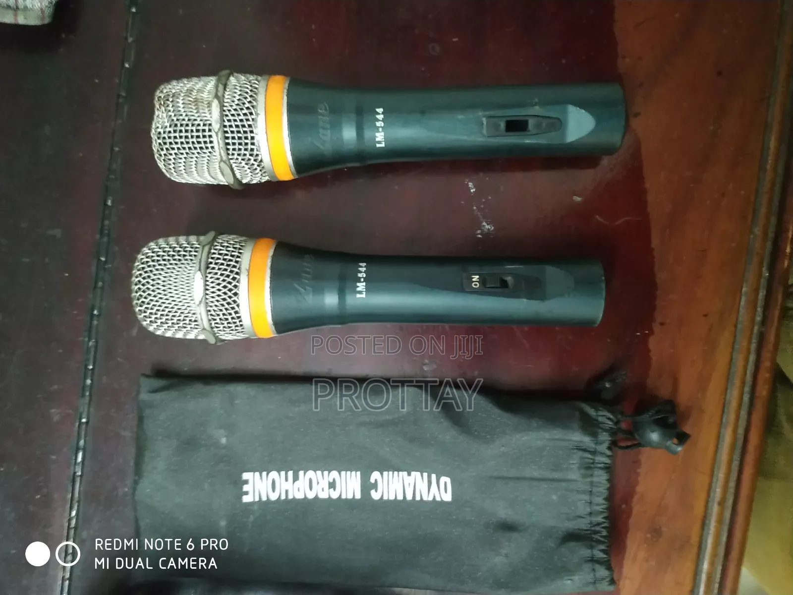 Microphone