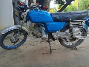 Honda 2005 Blue