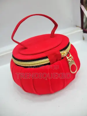 Stylish Velvet Ornament Box – Jewelry Cosmetic Storage Organizer