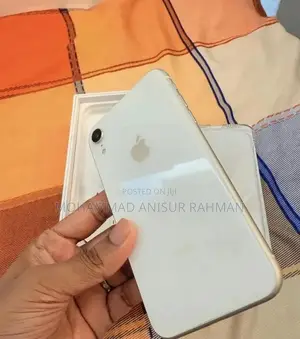 New Apple iPhone XR 64 GB White