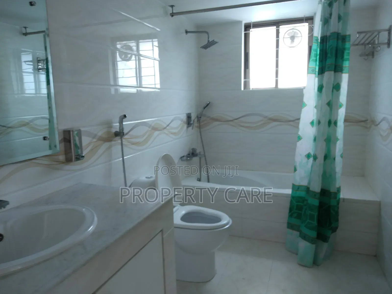 4bdrm Apartment in Gulshan for rent