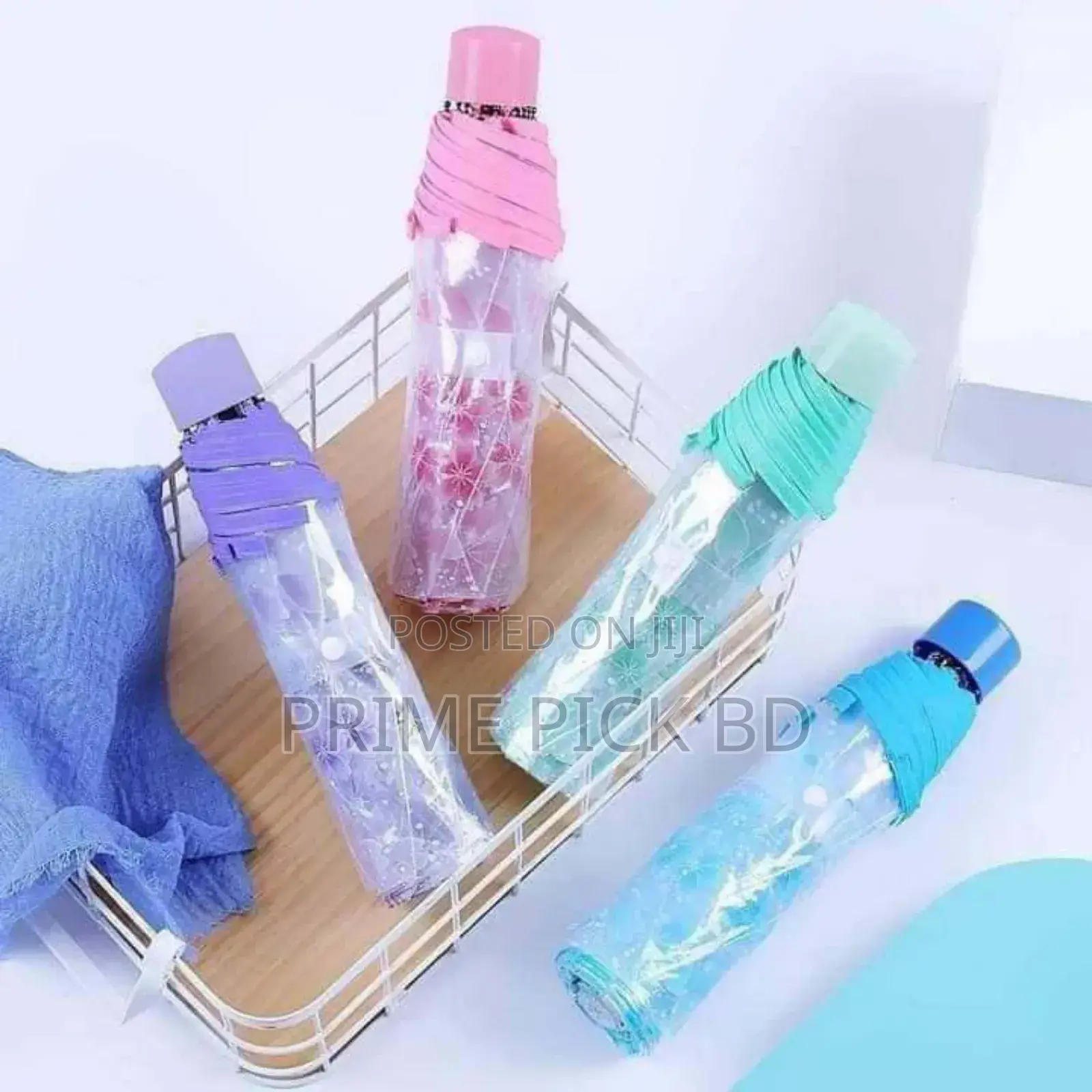 Fashionable Transparent Umbrella - এখন স্টাইল আর প্রটেকশন একসাথে!