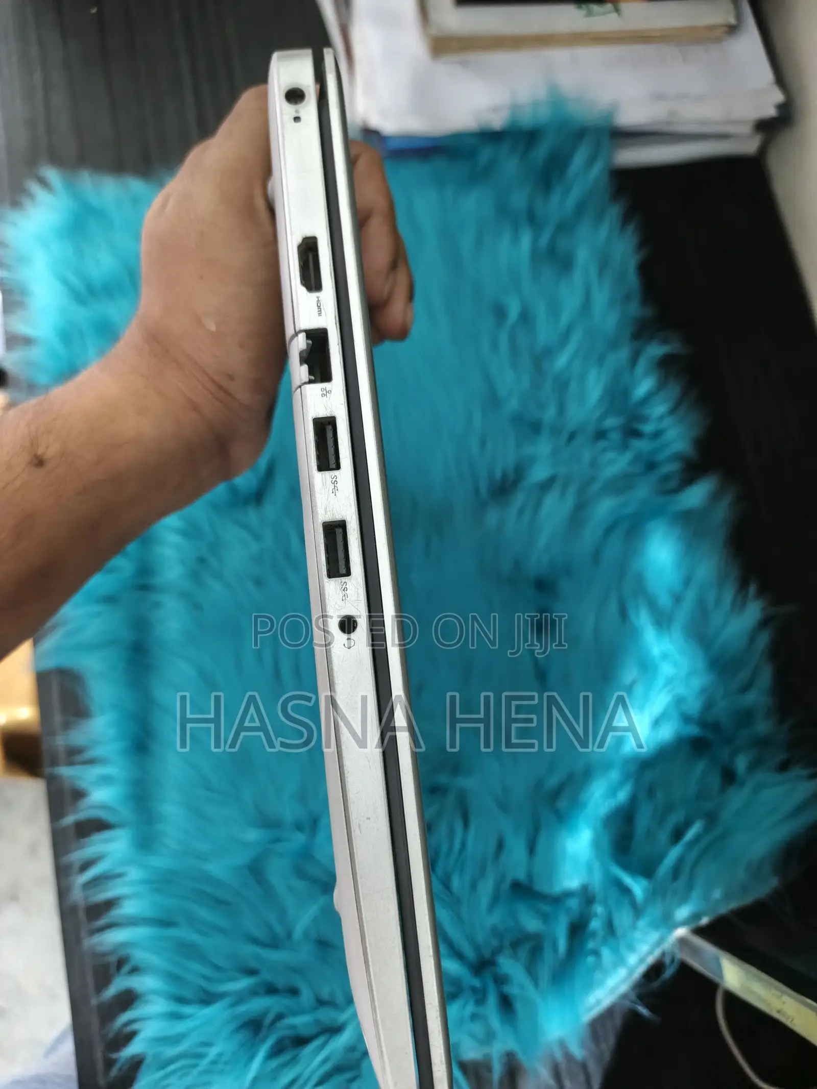 Laptop Dell Inspiron 15 3531 8GB Intel Core I3 HDD+SSD 1T