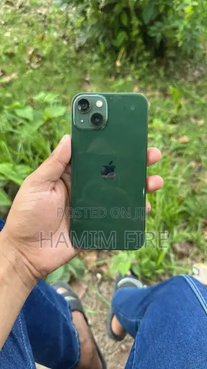 New Apple iPhone 13 128 GB Green
