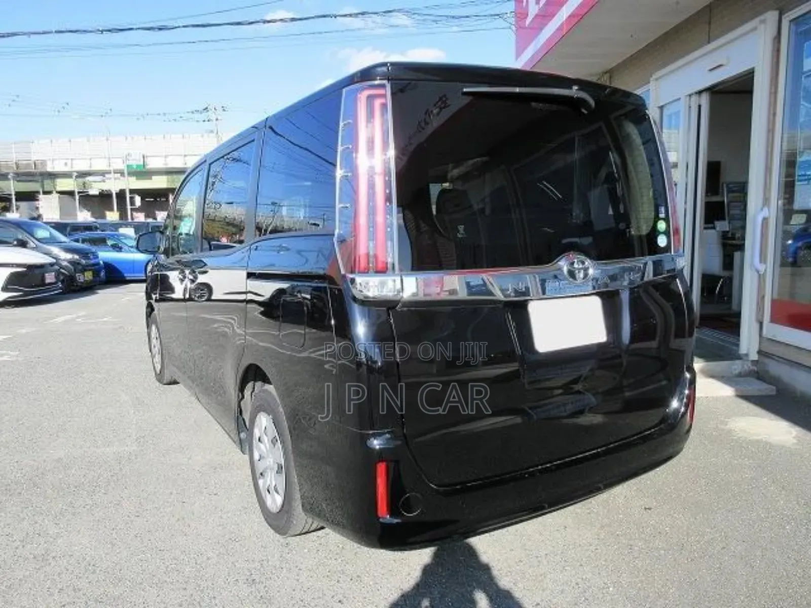 Toyota Noah 2.0 FWD (8 Seater) 2019 Black