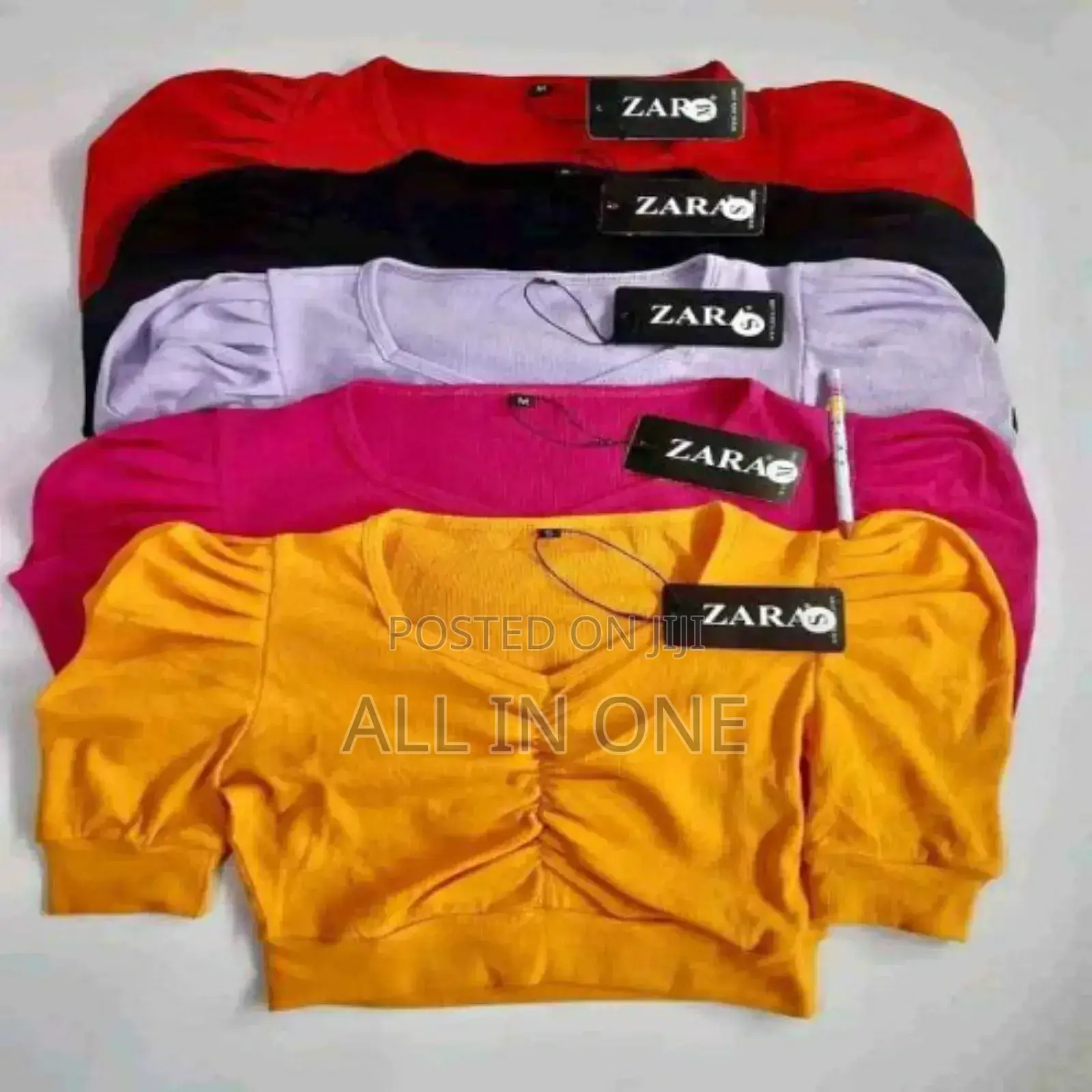 Half Hata Crop Top Blouse 