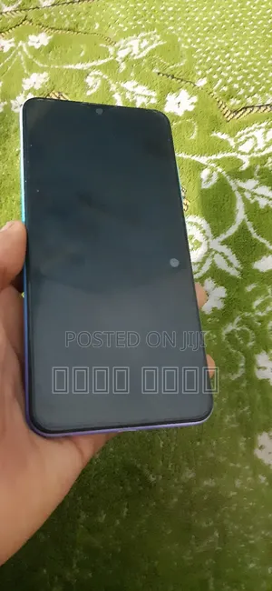 Vivo Y91 32 GB Purple