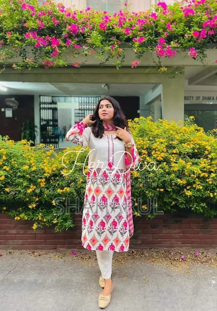 Ivory Top Three Piece 12438