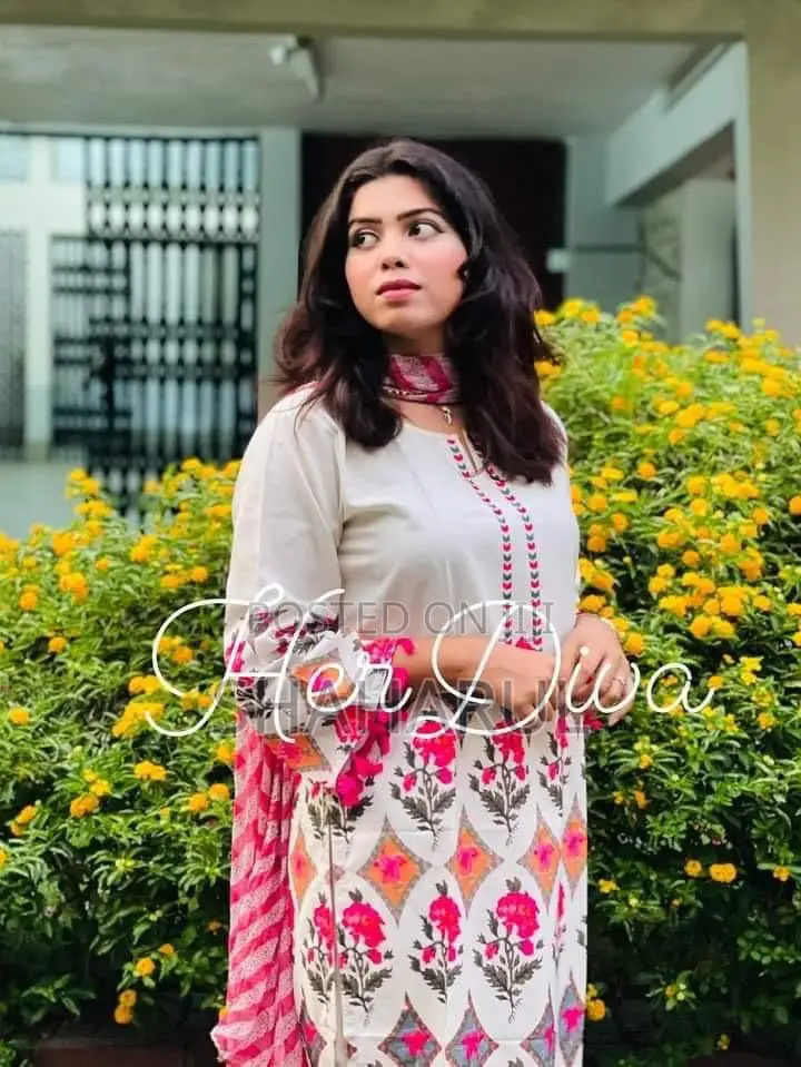 Ivory Top Three Piece 12438