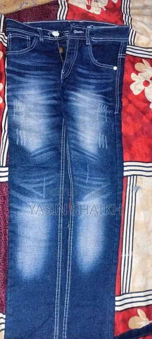 Photo - Pen Size Is 28 Shirt Size Is M