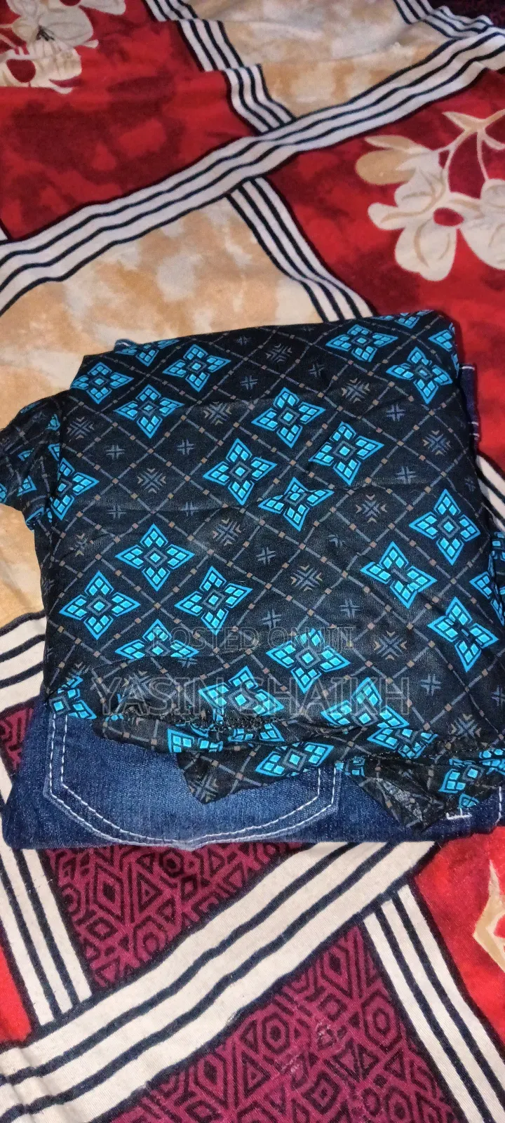 Pen Size Is 28 Shirt Size Is M