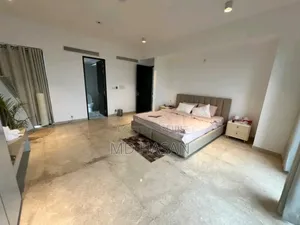 5bdrm Apartment in Gulshan for Rent