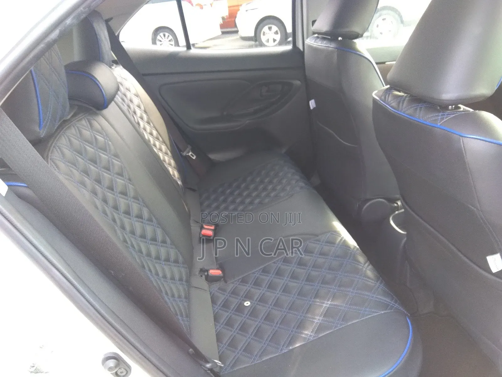 Toyota Yaris Cross 1.5 Hybrid FWD 2020 Pearl