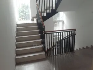 10bdrm House in Gulshan for Sale