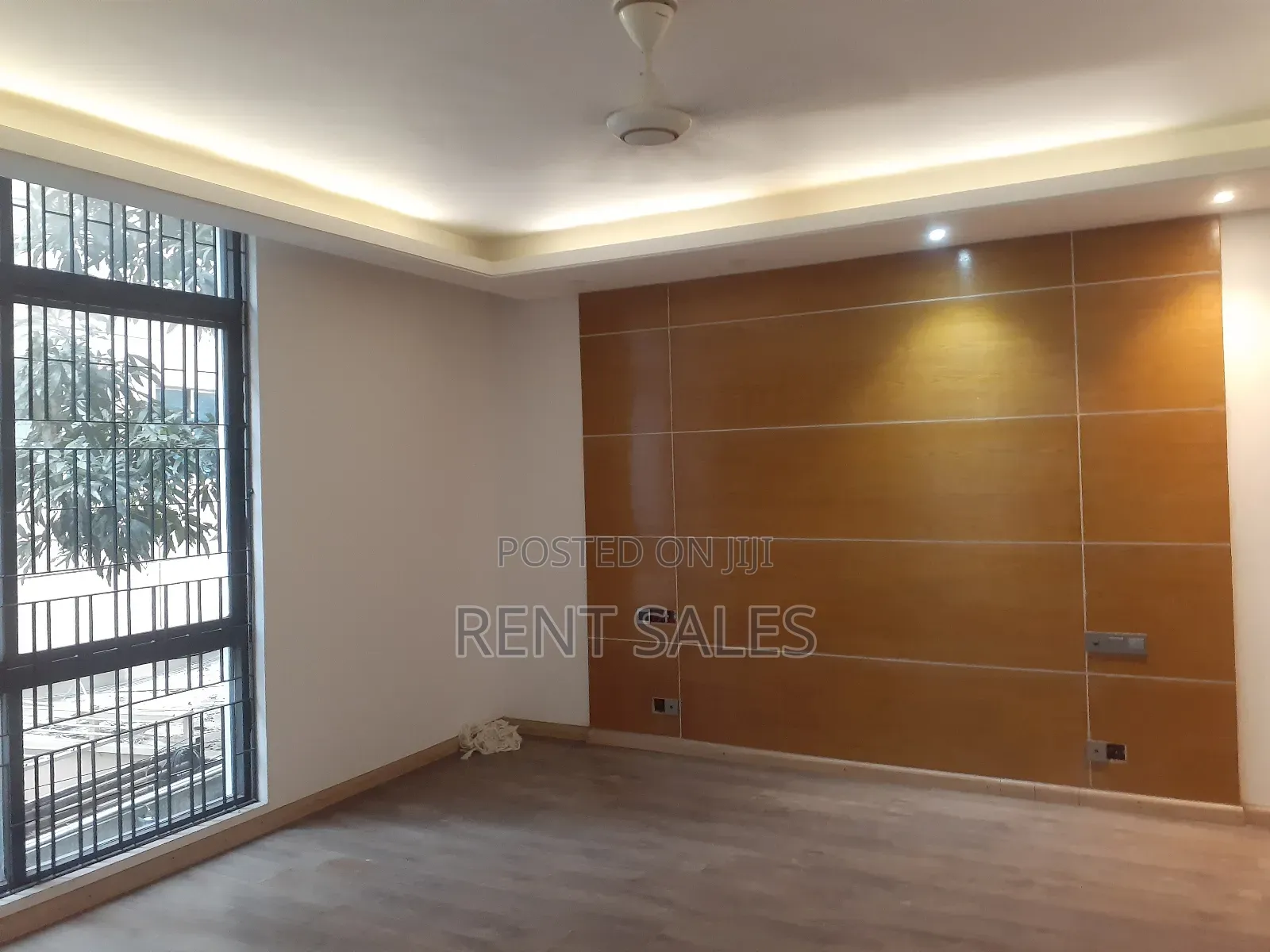 10bdrm House in Gulshan for Sale