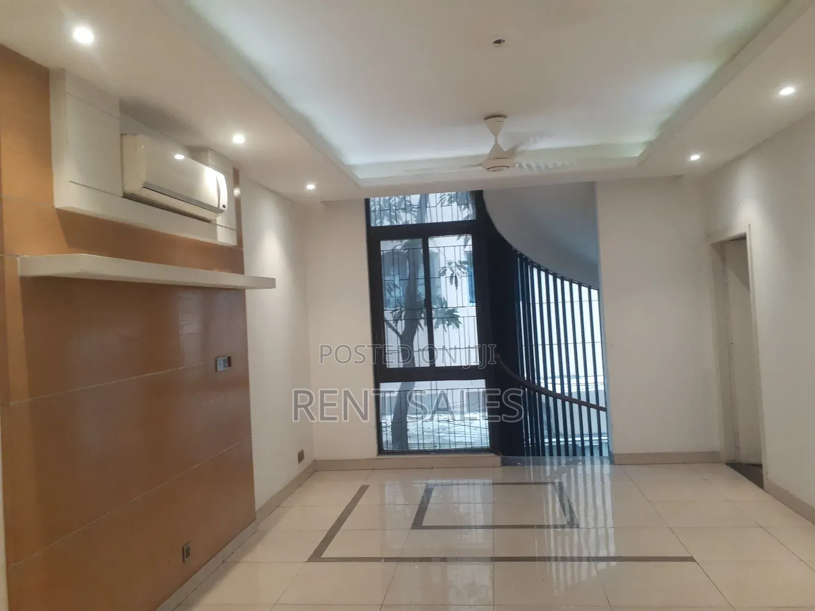 10bdrm House in Gulshan for Sale