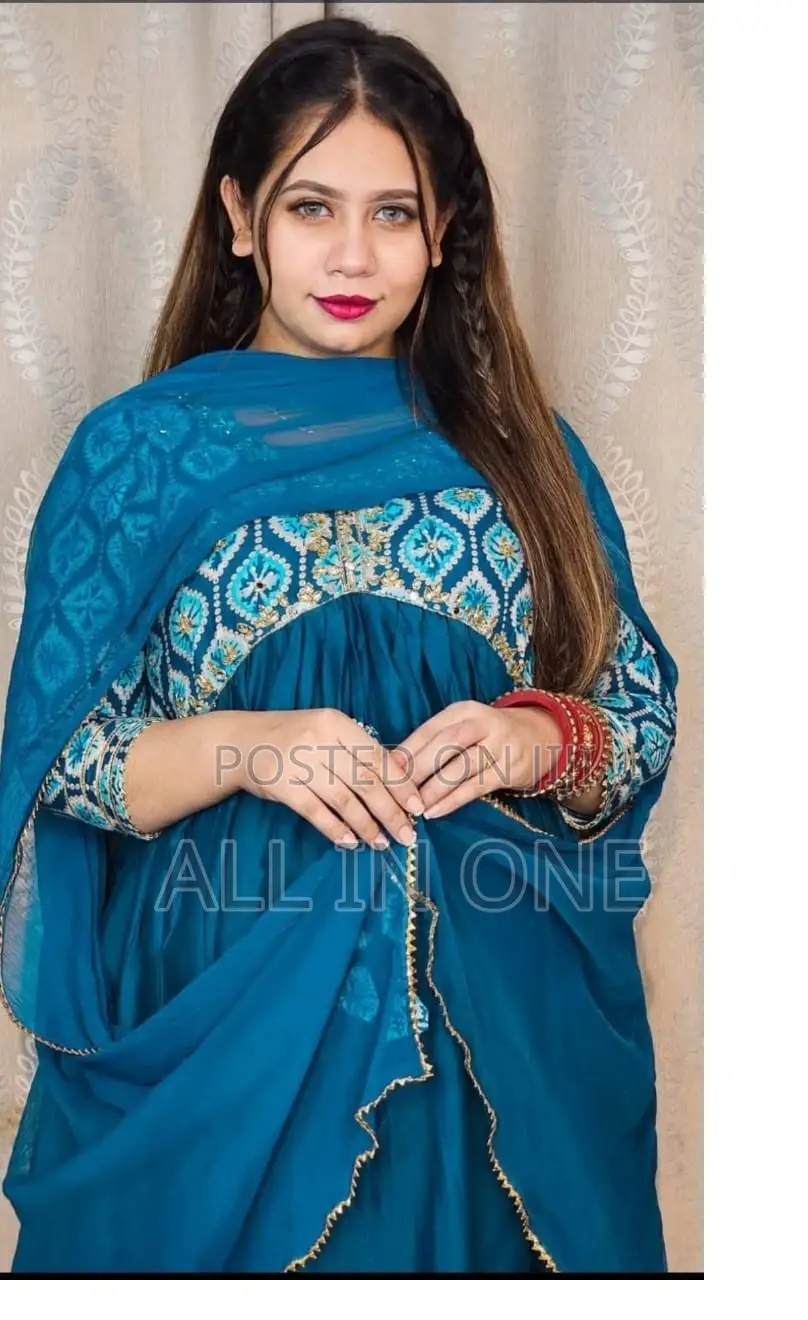 আলিয়া কাট থ্রি পিস Tryhg5r HNFFG