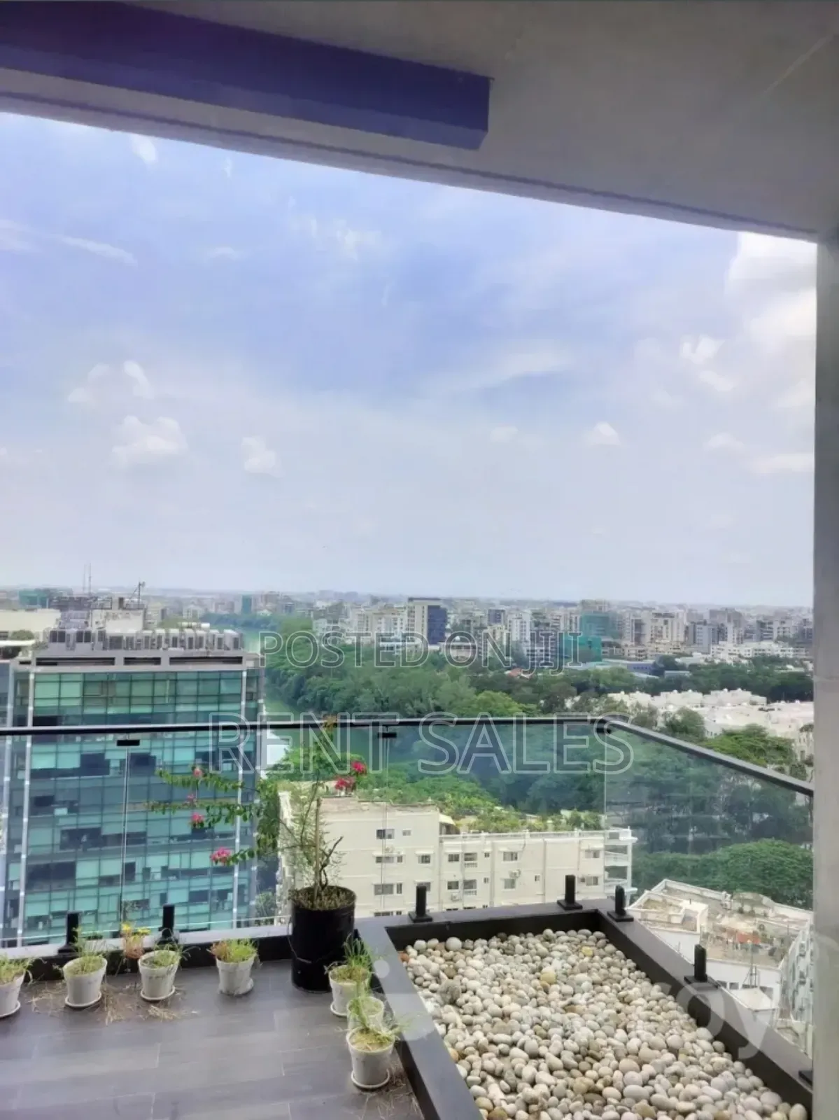 4bdrm Duplex in Gulshan for Rent