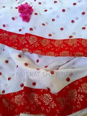 Half Silk Sharee With Blouse Piece
 আকর্ষণীয় লাল পেড়ে সাদা শাড়ী।