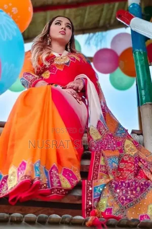 Soft Silk High Quality Sharee With Blouse Piece
ওয়েলেস সফ্ট সিল্ক