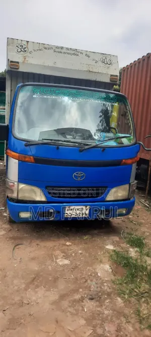 Photo - গাড়ি সম্পূর্ণ ওকে আছে গাড়ির কোন কাজ নেই কাগজপত্র সব ওকে আছে