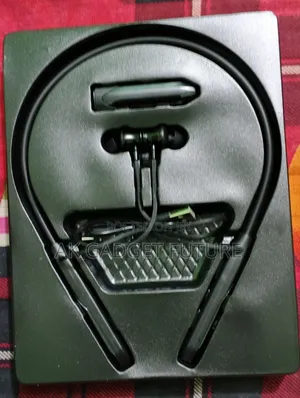 Iq+ Bt Diamond Wireless Neckband