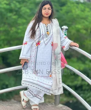 Photo - Digital Print Three Piece GJF Fcub Zyv